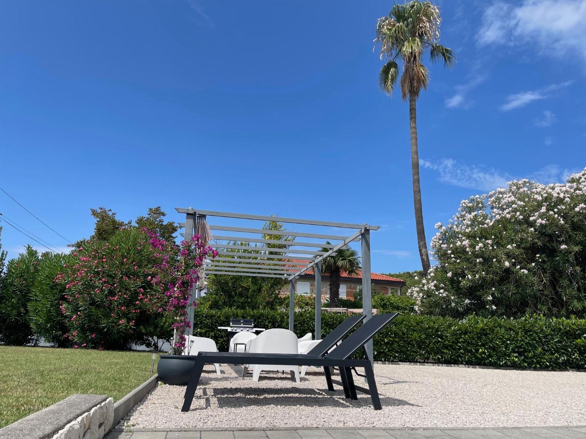 Rab Island Apartmets - Palit Rab Town Luaran gambar