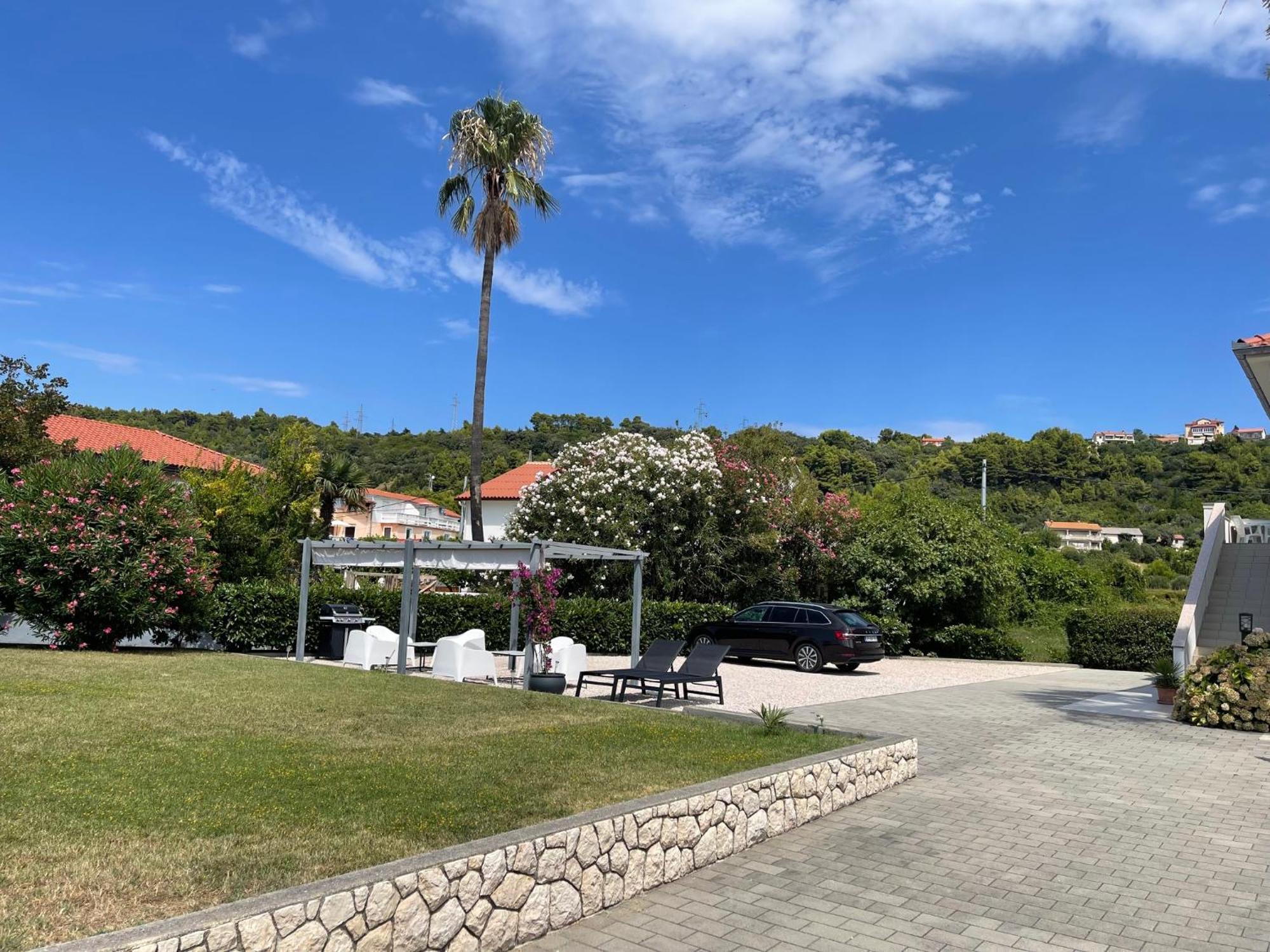 Rab Island Apartmets - Palit Rab Town Luaran gambar