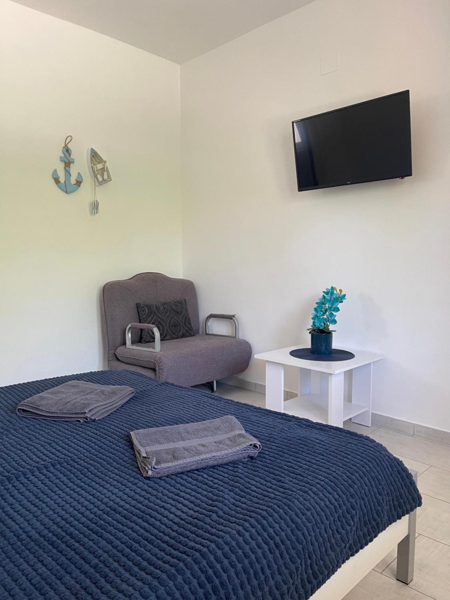 Rab Island Apartmets - Palit Rab Town Luaran gambar
