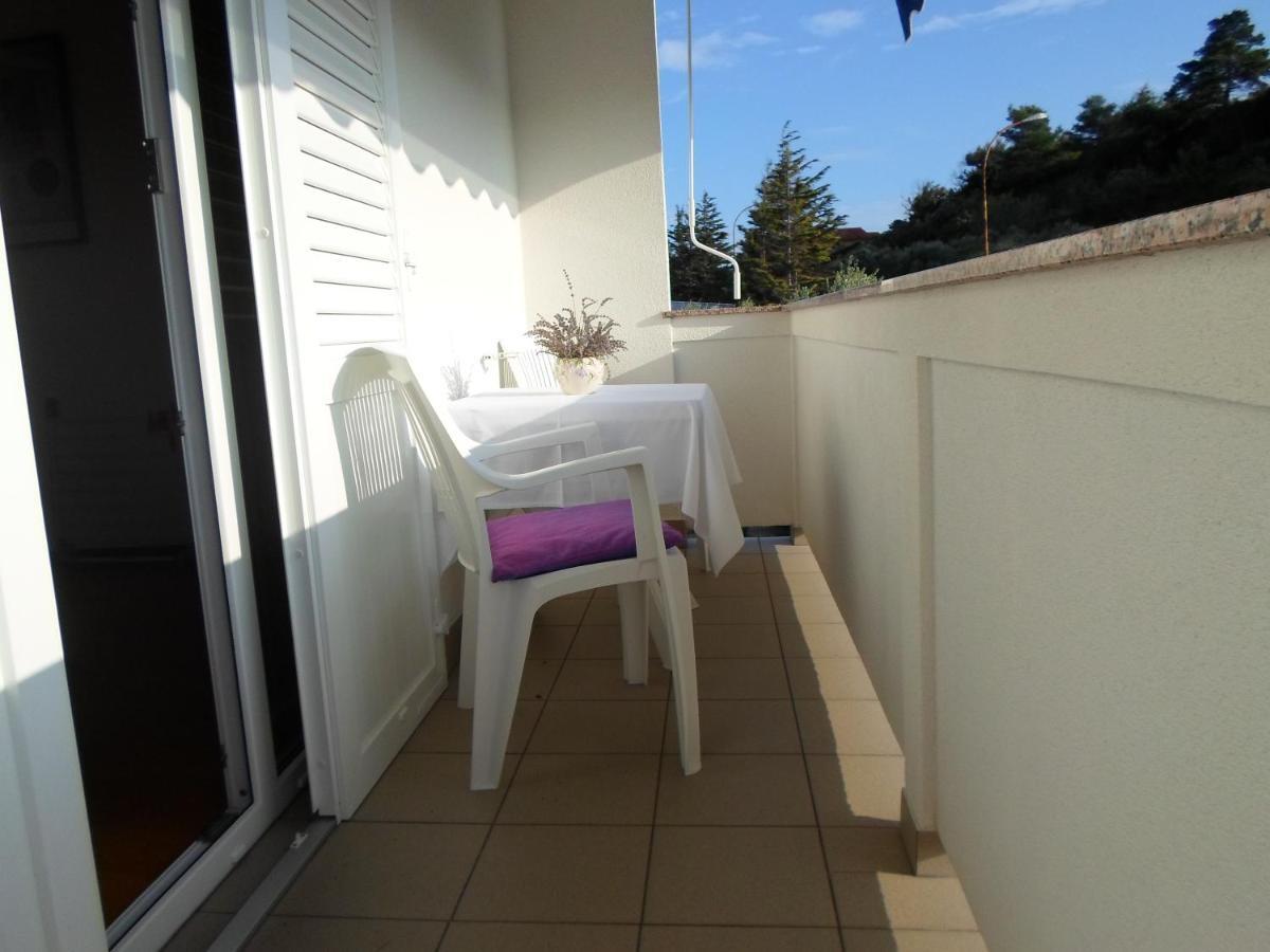 Rab Island Apartmets - Palit Rab Town Luaran gambar